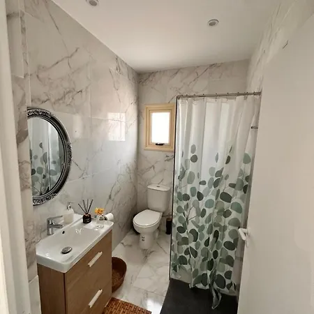 Aphrodites Apartament *